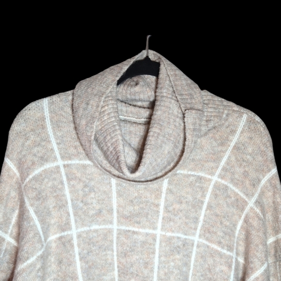 Entro Cowl Neck Windowpane Neutral Chunky Oversized Striped Sweater - Picture 2 of 5